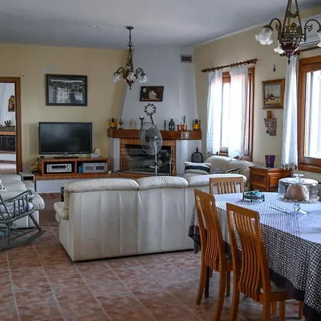 Kiparissi Halkidiki