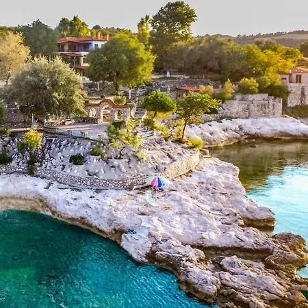 Vilă Kiparissi Halkidiki